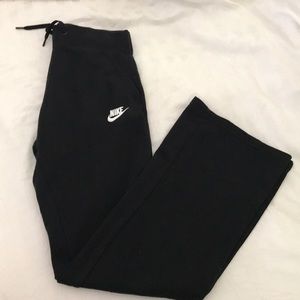 Nike Sweatpants